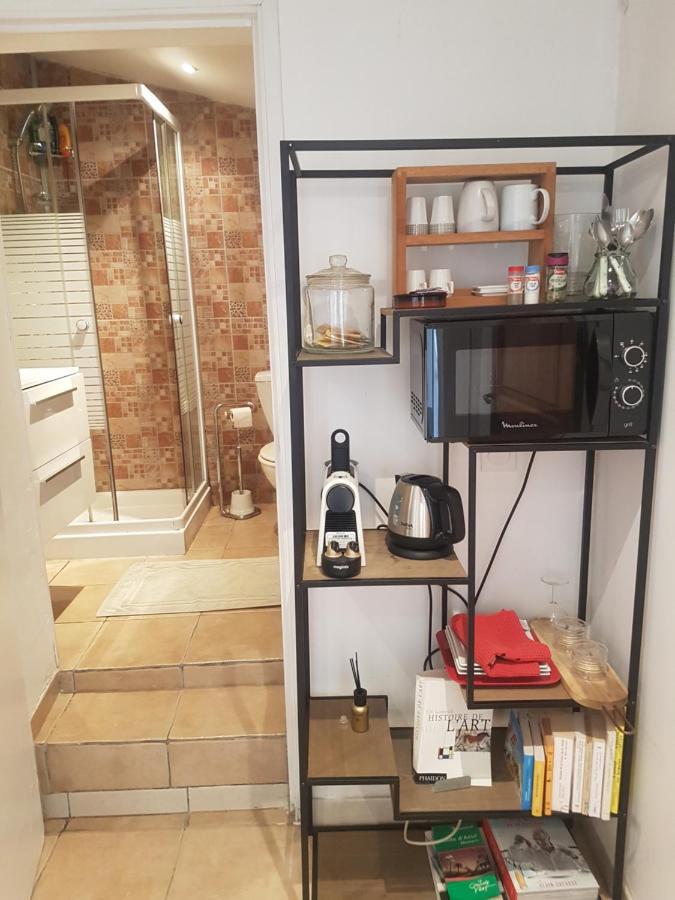 Petite chambre indépendante avec sdb, clim et parking privé Nice Extérieur photo